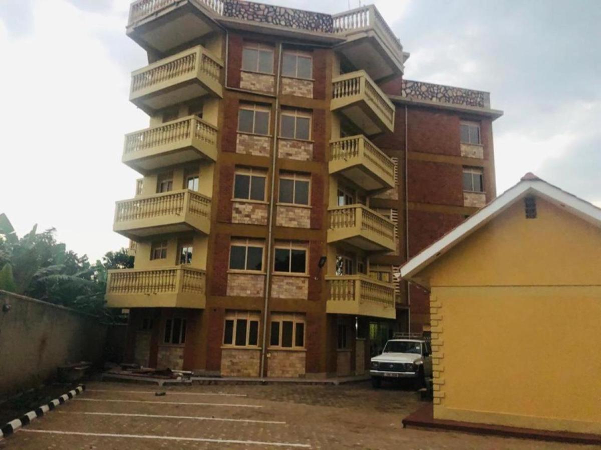 Jusvero Motel Jinja Zewnętrze zdjęcie
